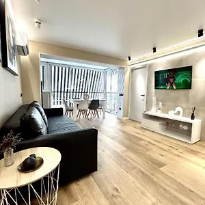 https://apartamento-salou-playa-jaime-i.catalonia-hotels.com